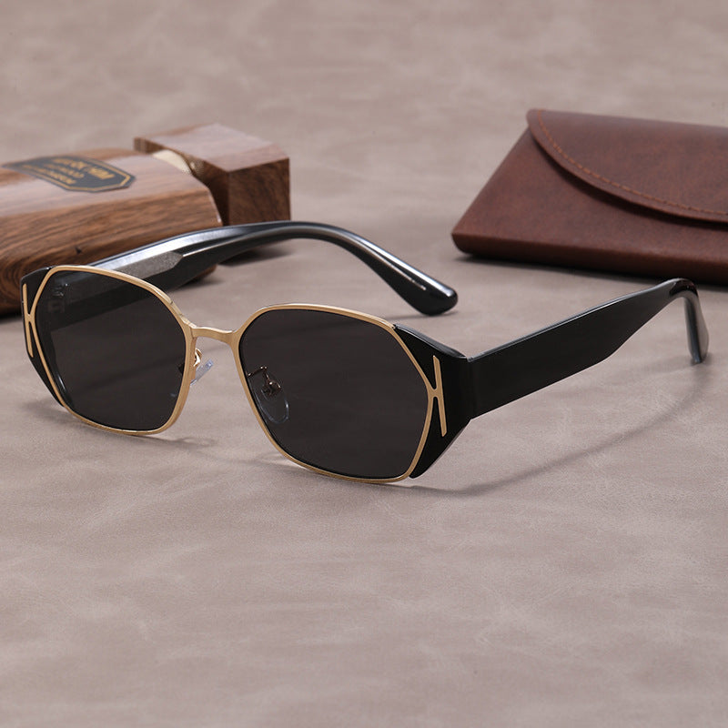 CALISTO — Vintage Shades