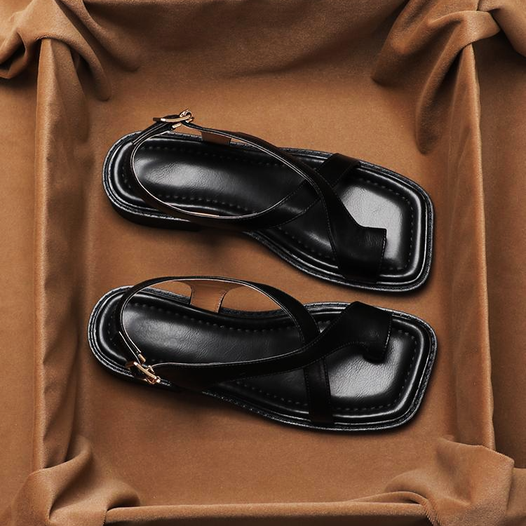 CERANO — Strapped Sandals