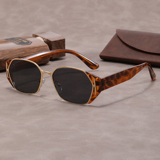 CALISTO — Vintage Shades